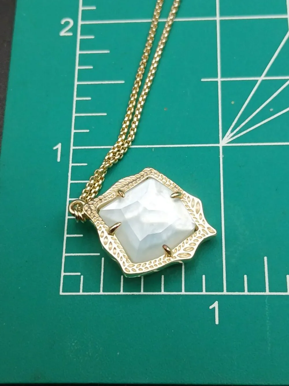 Retired Kendra Scott 